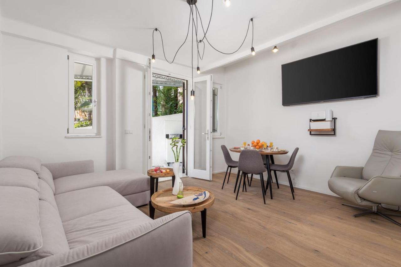 Apartman Rhea Abbazia Esterno foto
