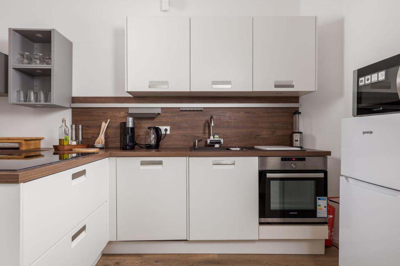 Apartman Rhea Abbazia Esterno foto